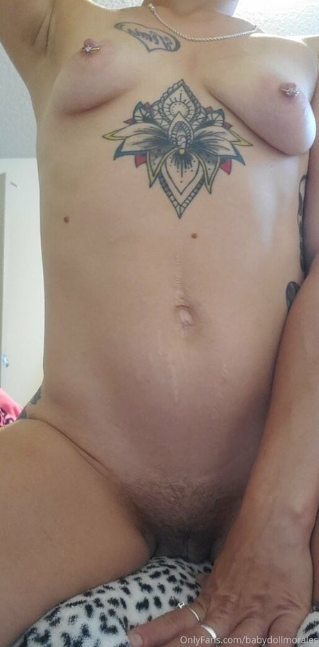 Randie Babydoll Morales ヌード女優 画像