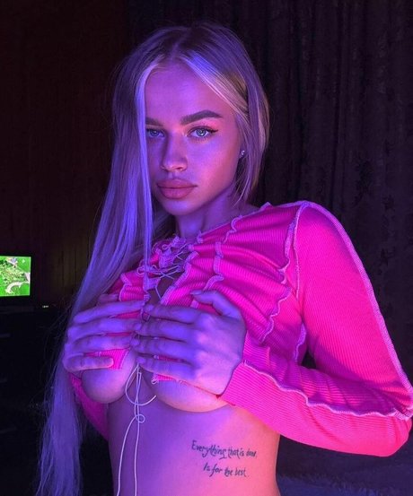 Tweetytwist セックス女優 写真
