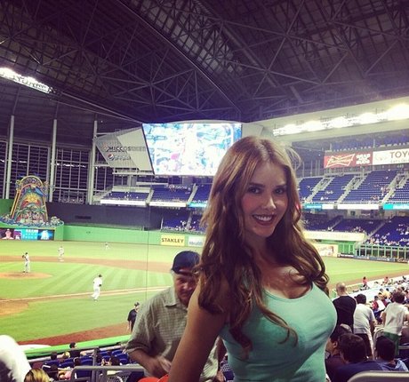 Marlene Favela 素敵なモデル 写真