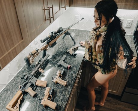 Lindsay Laurent HD女優 画像