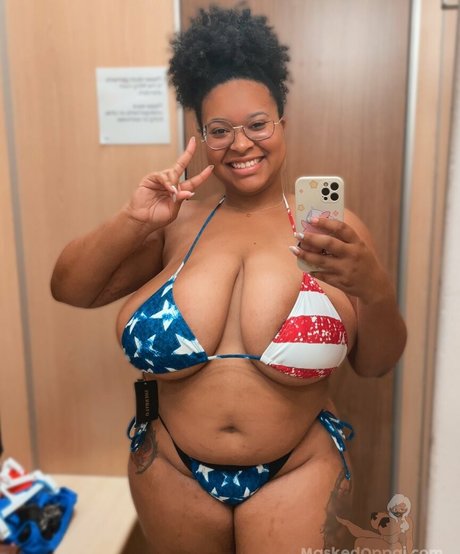 Unmaskedoppai ヌードモデル ギャラリー