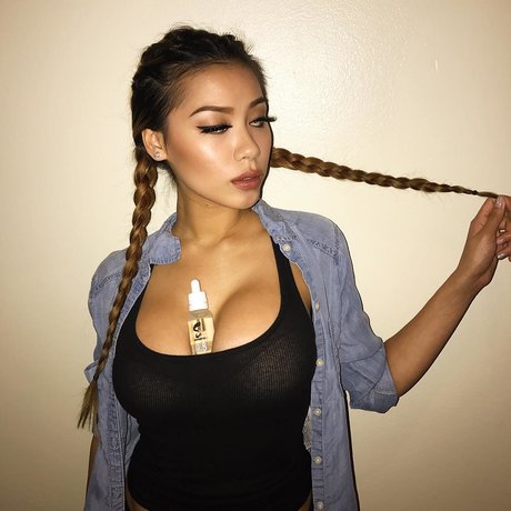 Jenna Kaey セクシーなスター 写真