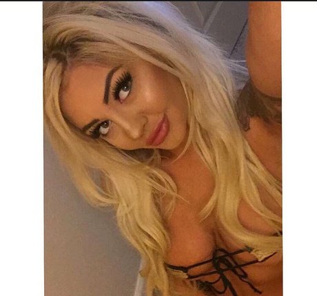 Rachel Barley ポルノスター セックス 写真