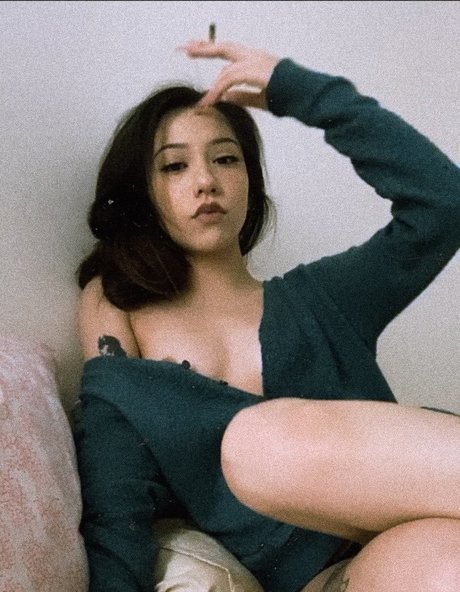 bbytenshi  アダルトスター 写真