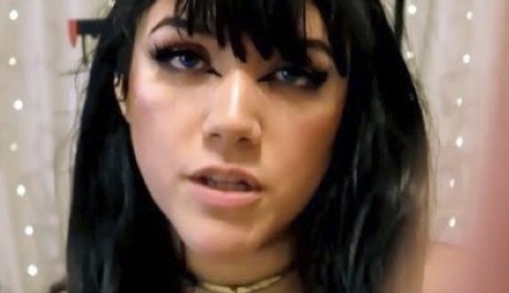Stefani Oona ASMR エロティック女優 写真