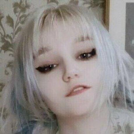 tipsy io ヌードモデル 写真