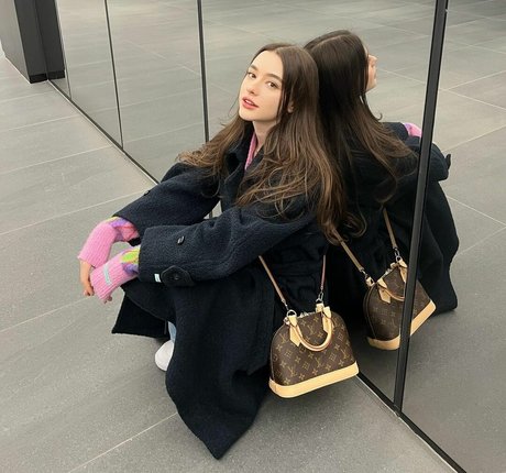 Dasha Tarab HD女優 写真