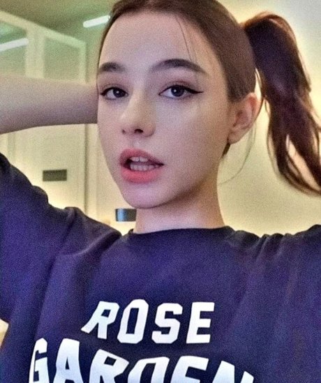 Dasha Tarab 裸のポルノスター 画像