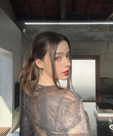 Dasha Tarab 高品質モデル 写真