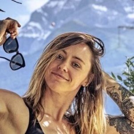 Orla Walsh セックススター 画像