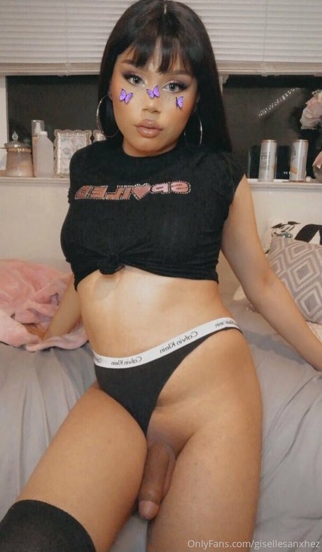 GISELLE XO ヌードモデル 写真