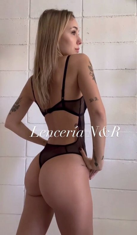 Agus Digri セックスモデル 画像