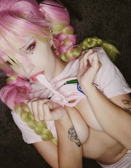Suzuko Elric 無料スター 写真