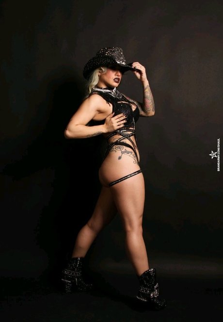 Shaul Guerrero xxxポルノスター ギャラリー