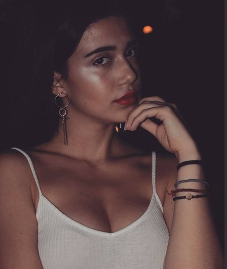 Vassiliki xlk アート女優 写真