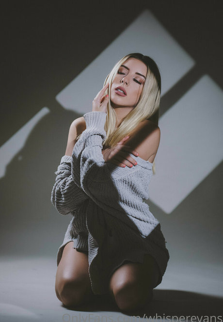 Whisper Evans セクシーなポルノスター 画像