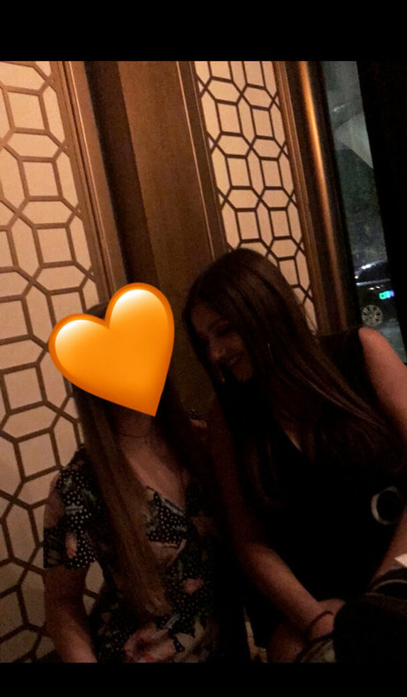 Zara Zahir セクシーモデル 画像