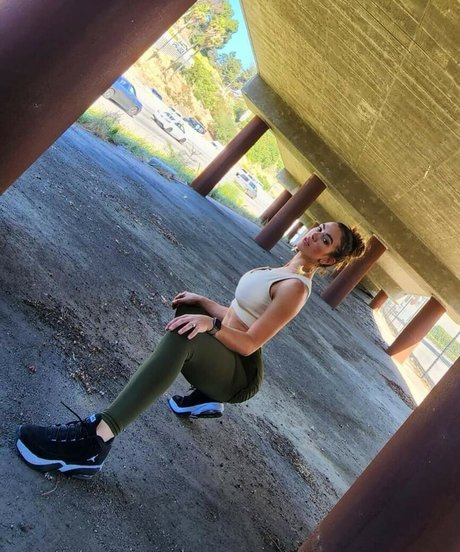 Chrysti Ane 素敵なスター 写真