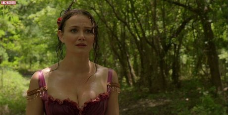 Andi Matichak ホットなスター アーカイブ