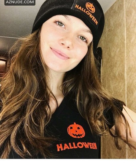 Andi Matichak 独占スター 写真