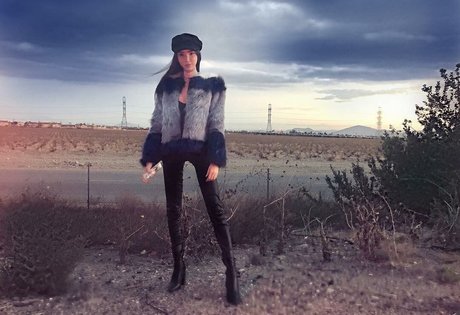 Ana Walczak 限定スター 写真