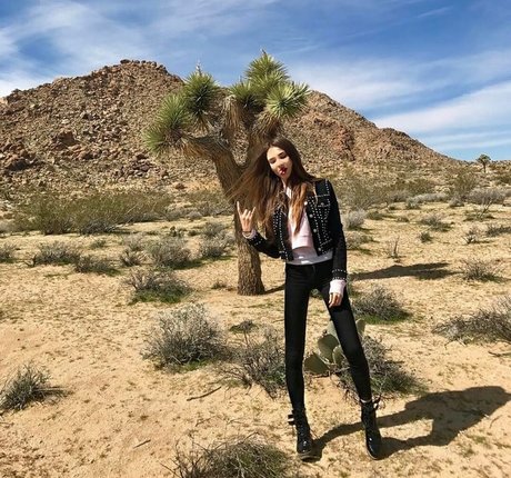 Ana Walczak セックスモデル 画像