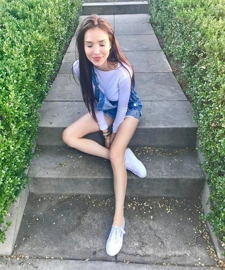 Ana Walczak ホットモデル 写真