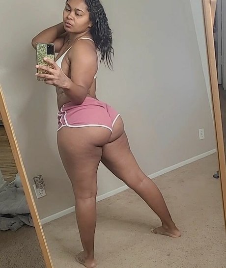 BigBootyGuhhhh ポルノスター アダルト 写真