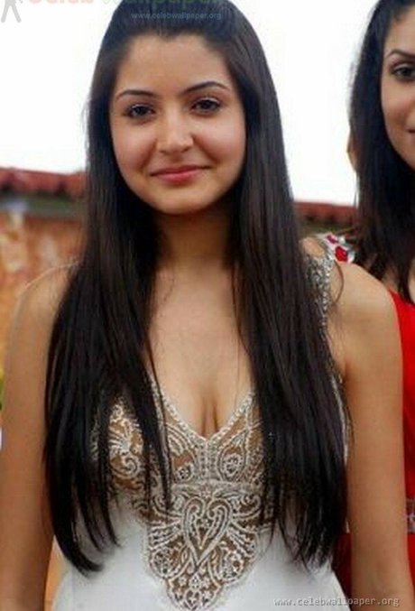 Anushka Sharma ポルノスター アート 画像