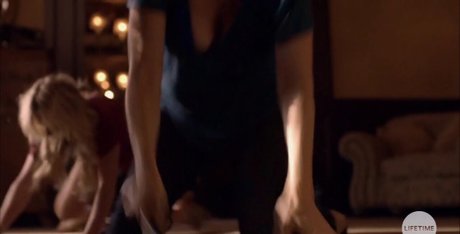 Annie Wersching 裸のモデル 写真