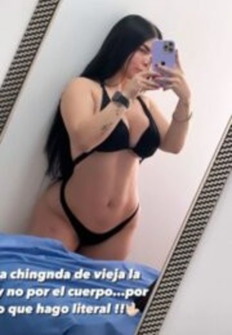 Yo Soy Madeleyn 裸の女優 写真