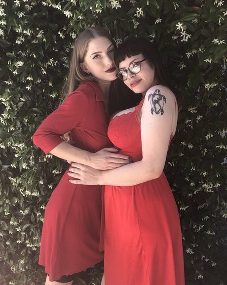 Cherrytonic セクシーなスター 写真
