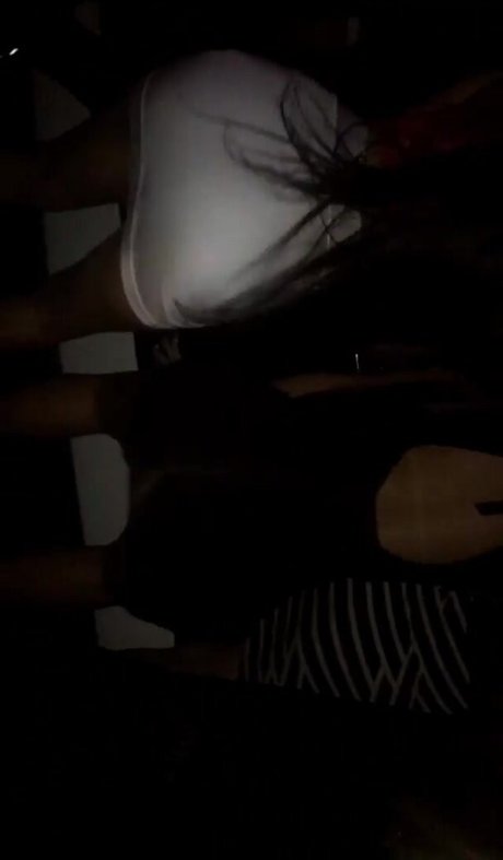 Isabella Pinheiro ポルノスター HD 画像