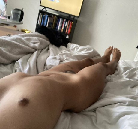 harami mami エロティックなモデル ギャラリー