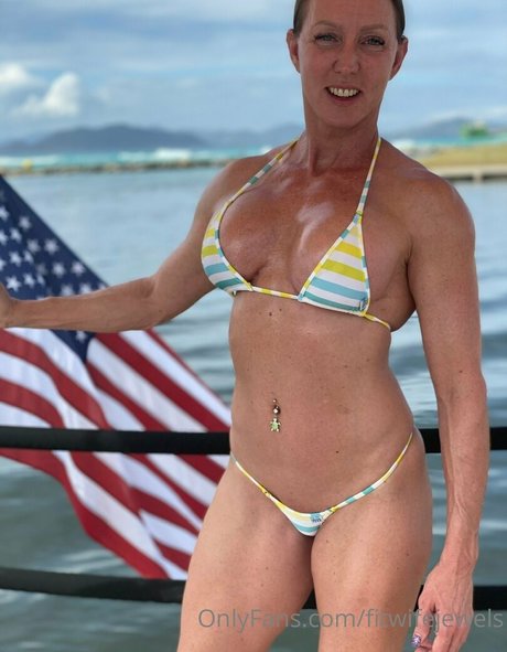 sexyfitnessgirl2020 ポルノスター 美しい 写真