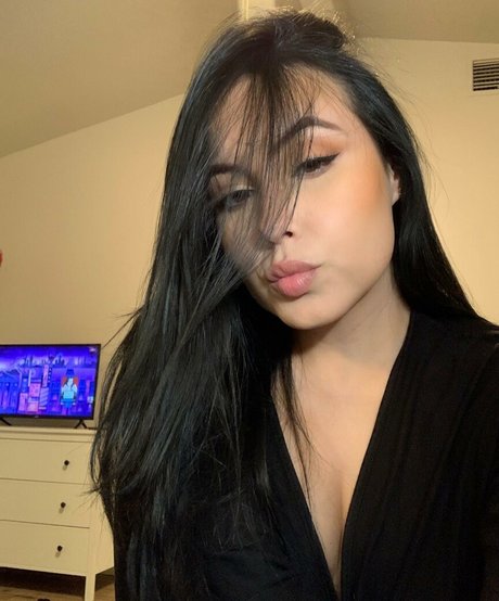 Alejandramariaxo スター 裸 画像