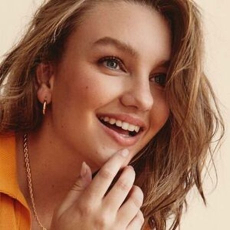 Olivia Brower 独占女優 写真