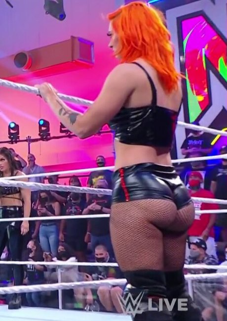 WWE GiGi Dolin ヌードのポルノスター 写真