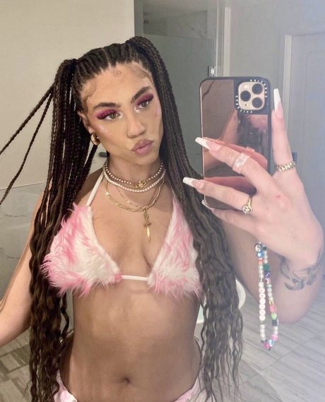 Makayla London top profile image