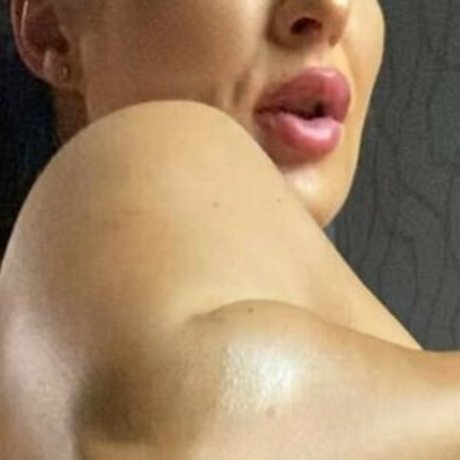 Chloe Lloyd ポルノスター 可愛い 写真