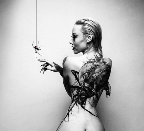 Shonda Laurelee Mackey ポルノモデル 画像