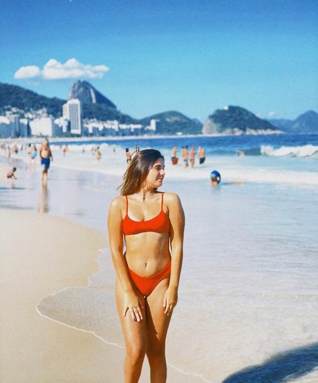Isabelle Cunha HDスター 写真
