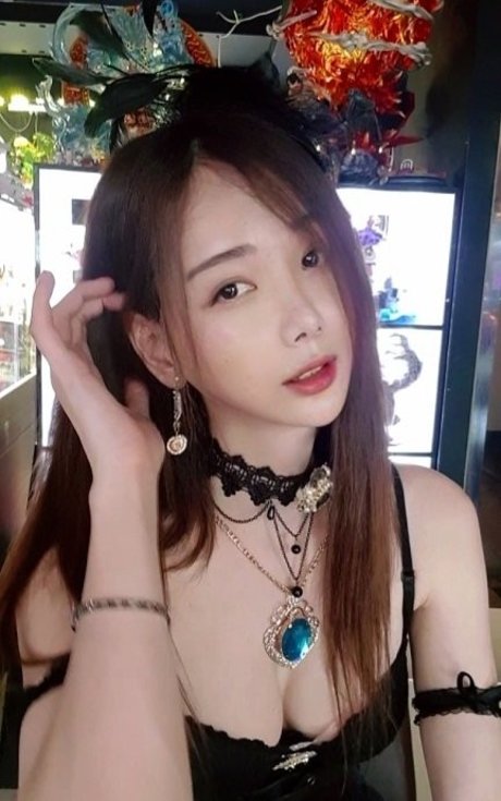 Seoyeojin13 ポルノスター 裸 写真