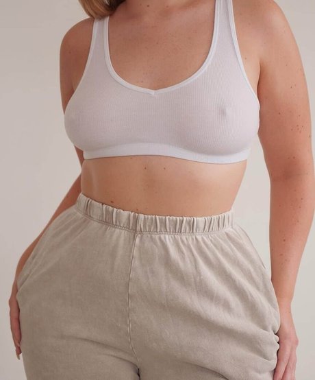 Emmahaggstrom セックスポルノスター 写真