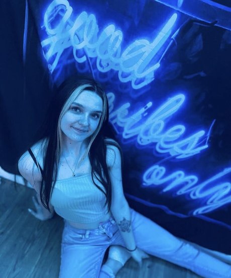Jasmine Jade アダルト女優 写真