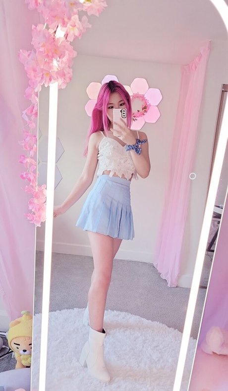Starrymiu 美しい女優 画像