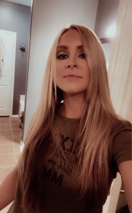 Ashleelyn 完璧なモデル 画像