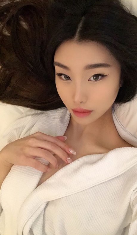bbymari アート女優 ギャラリー
