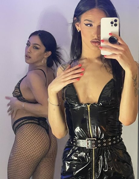 msginaxxo 高品質のポルノスター 写真