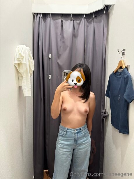 geneegene 限定モデル 写真